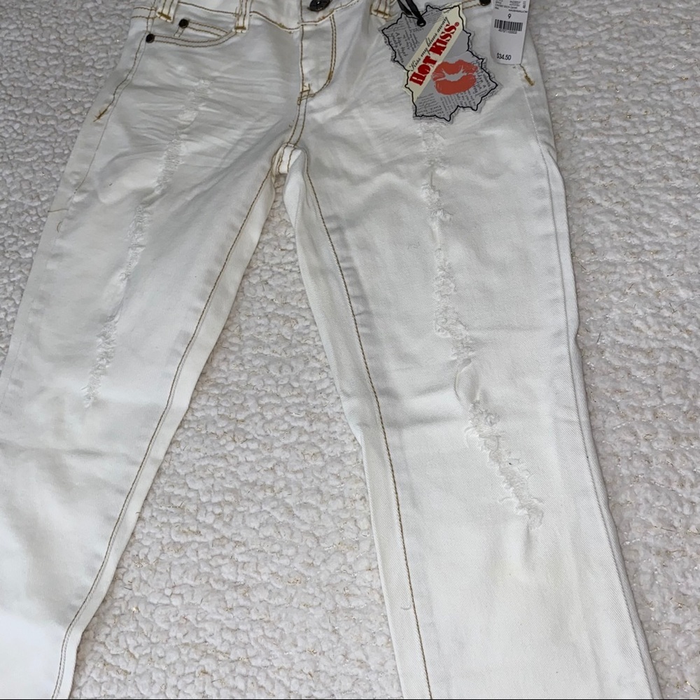 Hot Kiss Skinny White Jeans - Picture 5 of 11